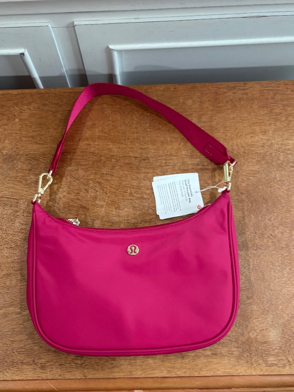 Lululemon City Essentials Shoulder/Crossbody bag Berry rumble - Picture 7 of 12